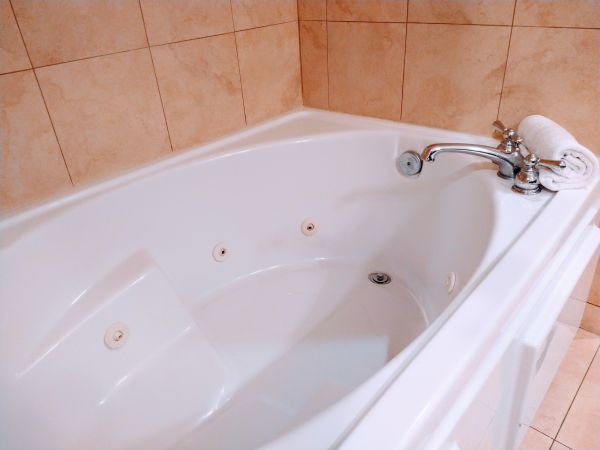 Acrylic Tub Installation in Hobart